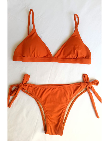 Biquini top triangulo fixo + cueca de atar cor tijolo