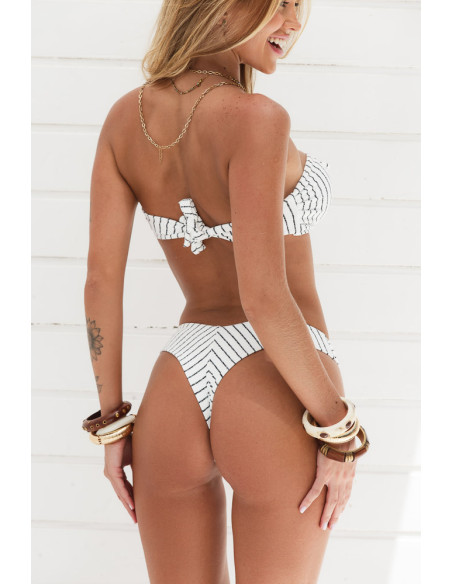 Biquíni Listrado Texturizado com Top Cai-Cai Almofadado e Cueca Asa Delta